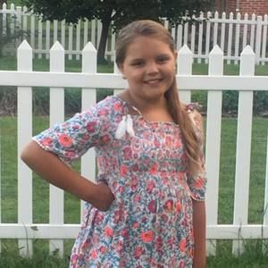 Meet your Posher, Chloe